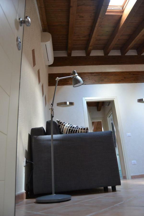 Apartament Downtown In Parma Zewnętrze zdjęcie
